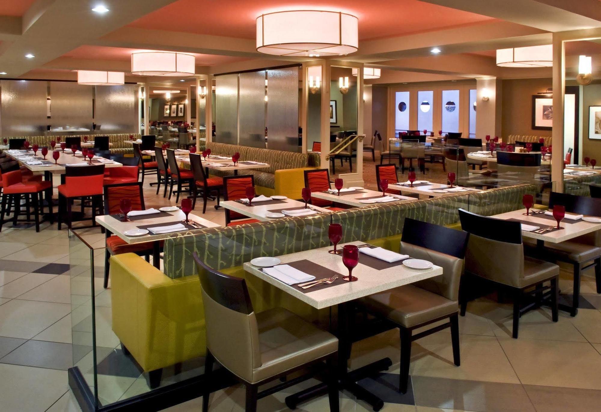Stamford Marriott Hotel & Spa Restaurace fotografie